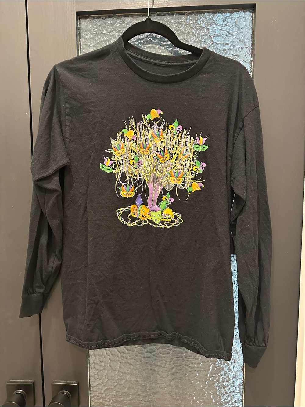 Mardi Gras Mask Tree Graphic Long Sleeve Tee Black Shirt Medium